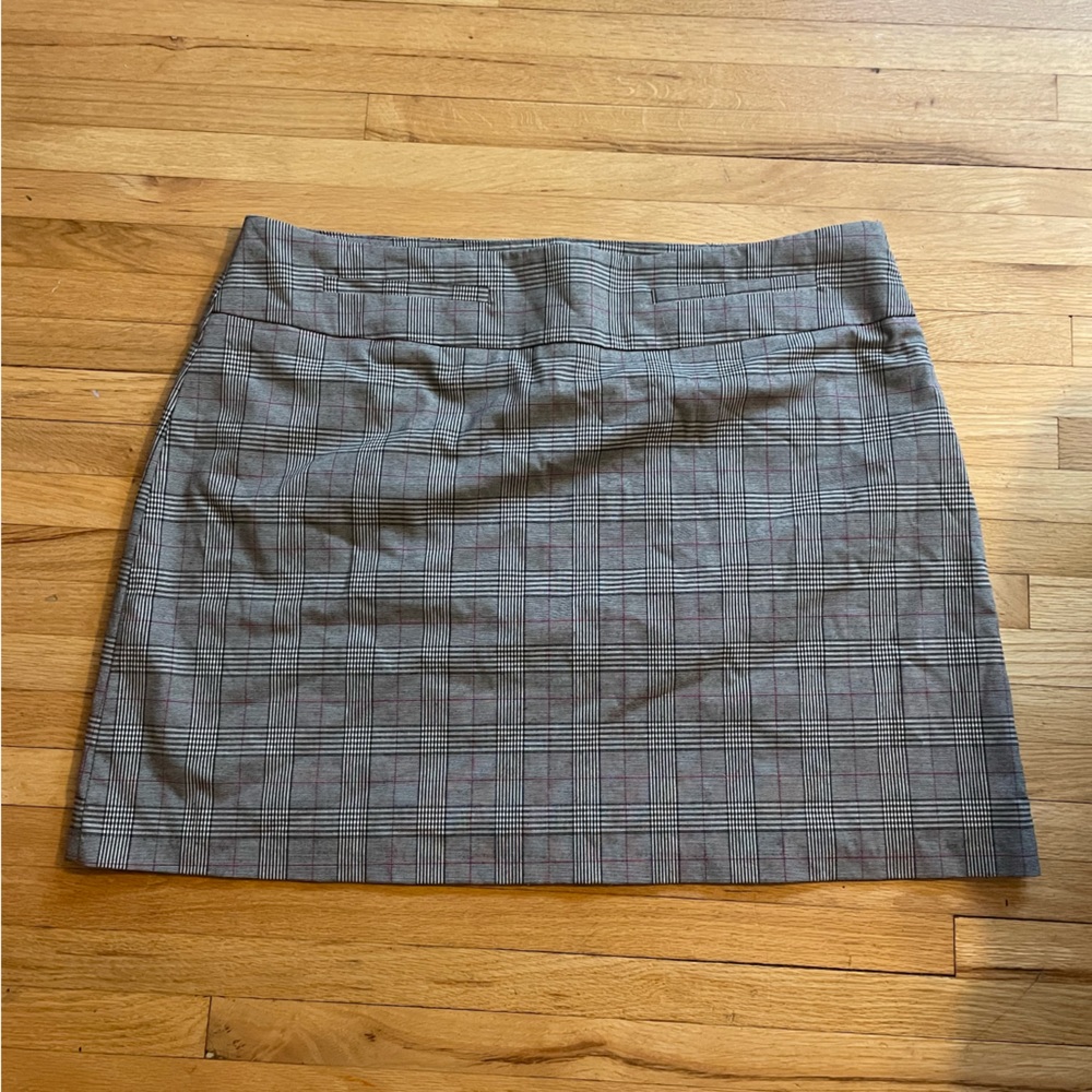 Gray plaid skirt